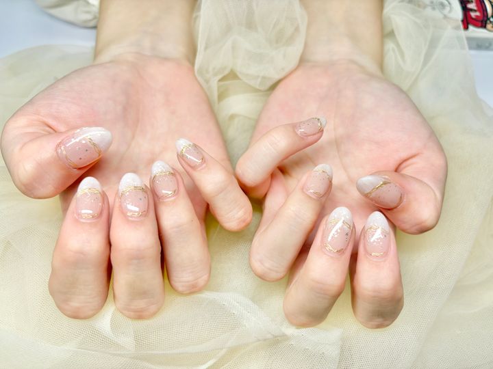 2026年春の主役は「シアーネイル」｜透明感のある上品な仕上がりのイメージ