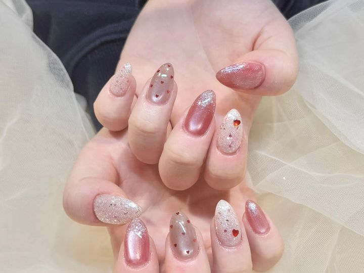 栄養不足と爪トラブルの関係性のイメージ