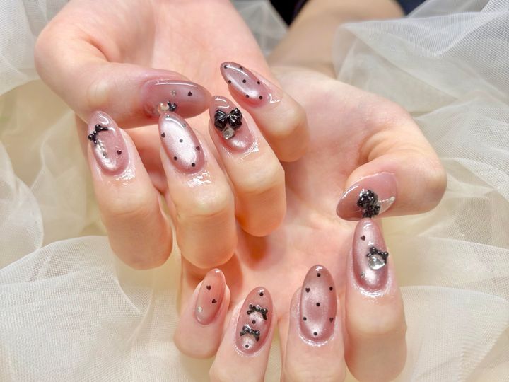 ジェルネイルが爪を傷める仕組み：メカニズム解説のイメージ