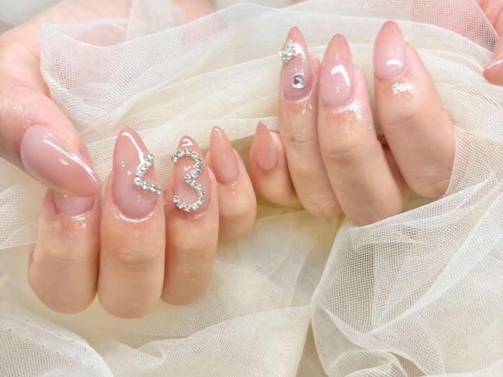 サロン選びの新しい基準：フィルイン・パラジェル対応の見分け方のイメージ