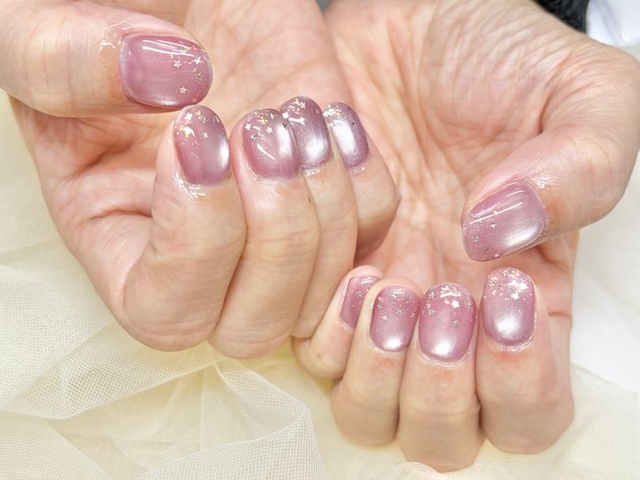 2026年春注目のフラワーネイルデザイン実例集のイメージ