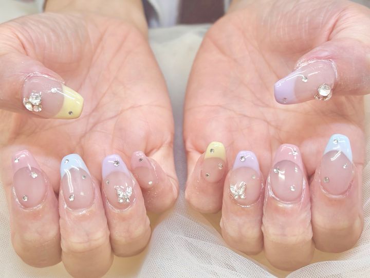 色選びの基本：モノトーンから始める理由のイメージ