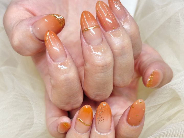 セルフネイル向けの簡単ニュアンス描写ステップのイメージ