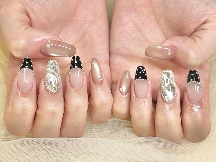 バターイエロー・パステルイエローネイルが大注目の理由のイメージ