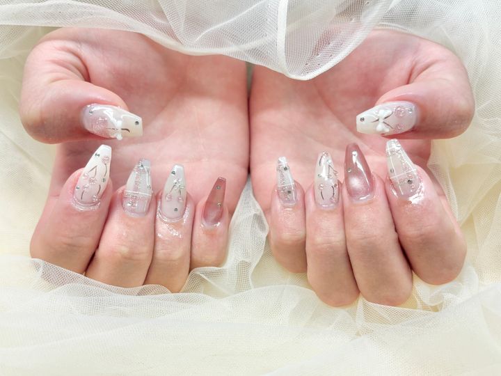 カラーは「白だけ」じゃない。透け感を出す3パターンのイメージ
