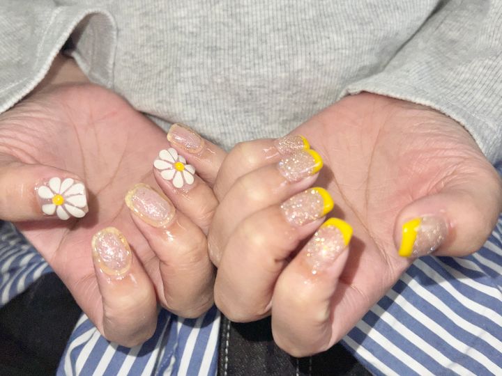 ハンドとフット、シェルデザインはここが違う——サロン目線で比較のイメージ