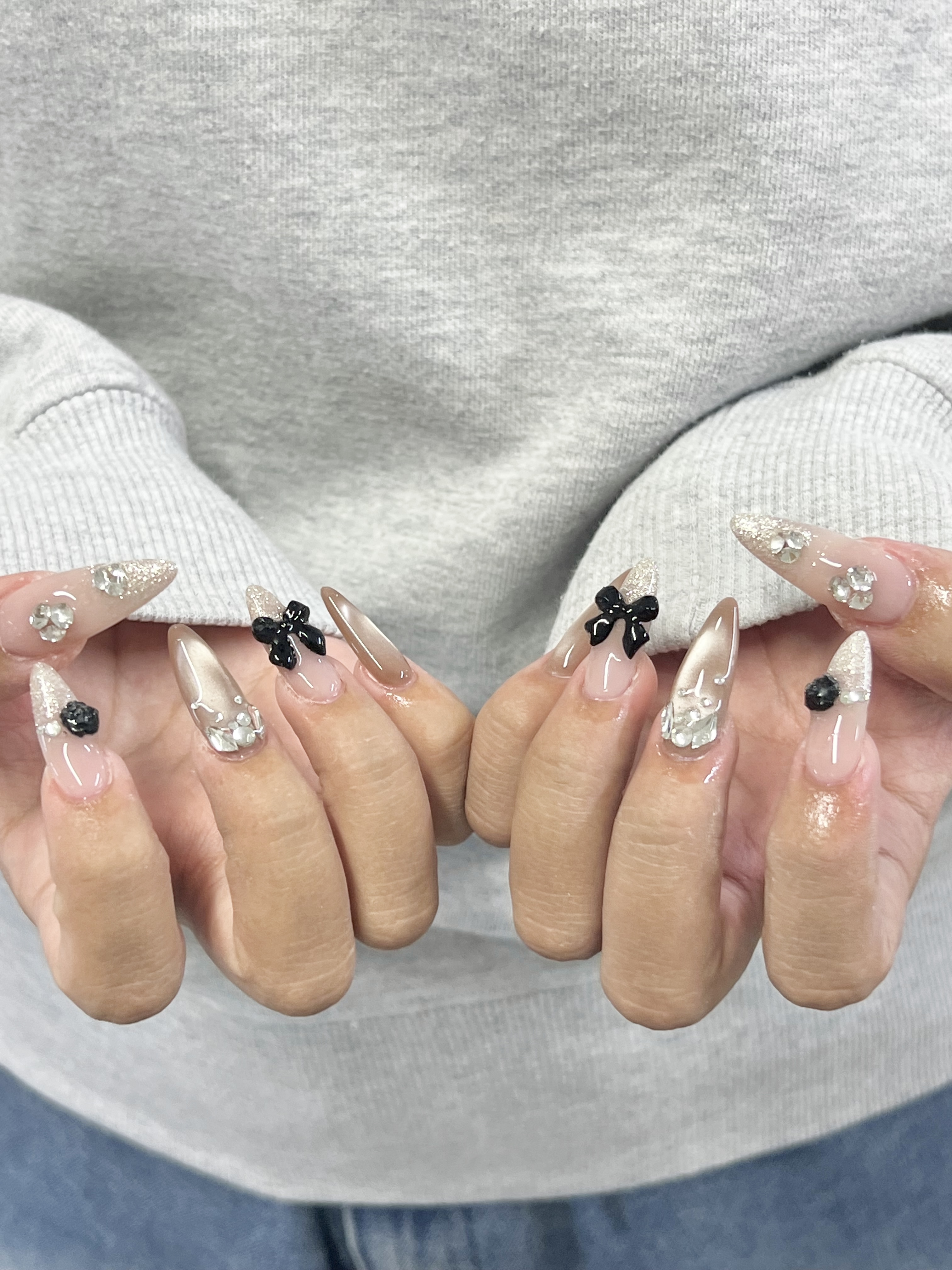 オフィスネイルのマナーとおすすめデザイン｜職場で好印象な指先に