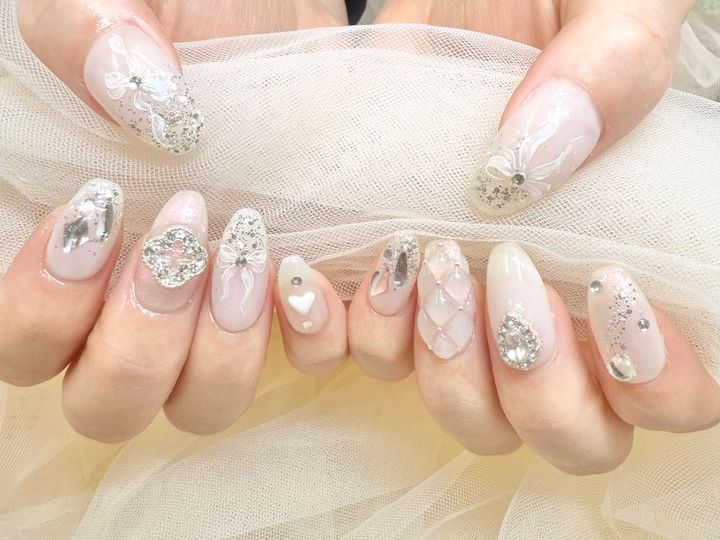 2026年春ネイルトレンド完全攻略！マグネット・水彩フラワー・押し花をセルフで完璧に仕上げるテクニック