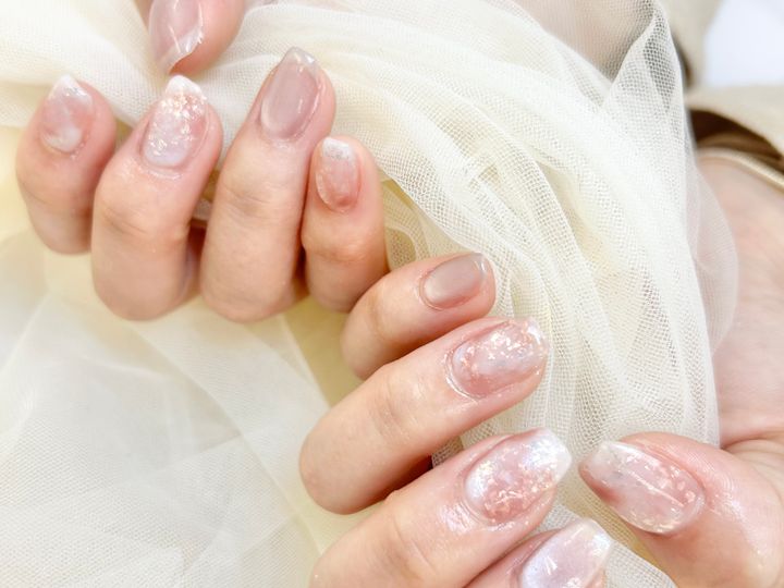 爪が傷んでいてもサロンに行っていい？ネイリストが教えるケアの限界サイン