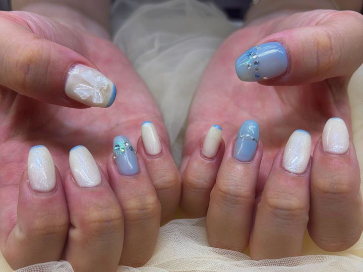 べっ甲ネイルの透け感、9月はクリアブラウン×アンバーが正解｜肌色別配色とオーダー術