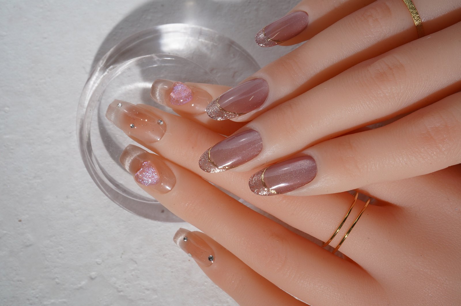 JNA公式「Nail Noir」とは｜バーガンディー・チェリーレッドの質感別使い分けをネイリストが解説