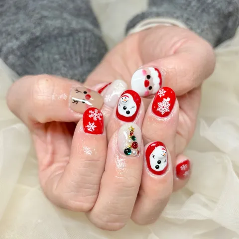 赤とホワイトのクリスマスアート｜アート・イラスト、レッド、ホワイト、可愛い