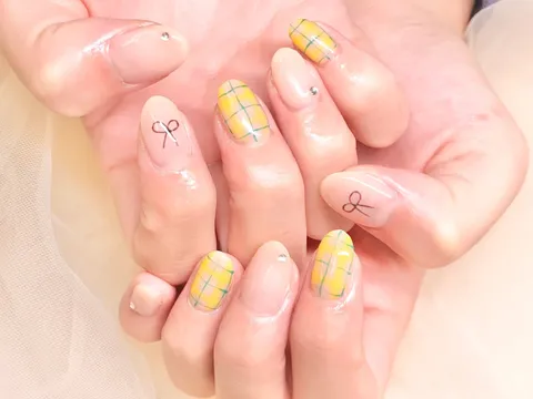 ライトピンク×イエローチェック｜チェック、ニュアンス、ピンク、イエロー、可愛い、上品・大人