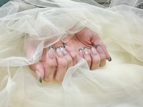 薄ピンク×グレーのニュアンス｜ニュアンス、マット、ベージュ、グレー・グレージュ、ブライダル、上品・大人