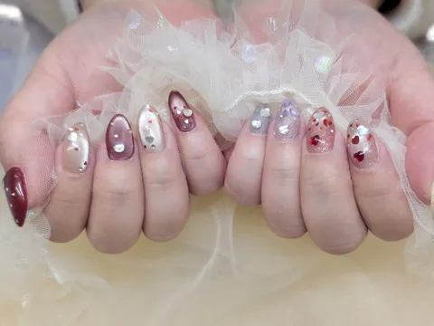 ボルドー×白のニュアンスフラワー｜ニュアンス、フラワー、マグネット、ボルドー、ホワイト、ベージュ、上品・大人