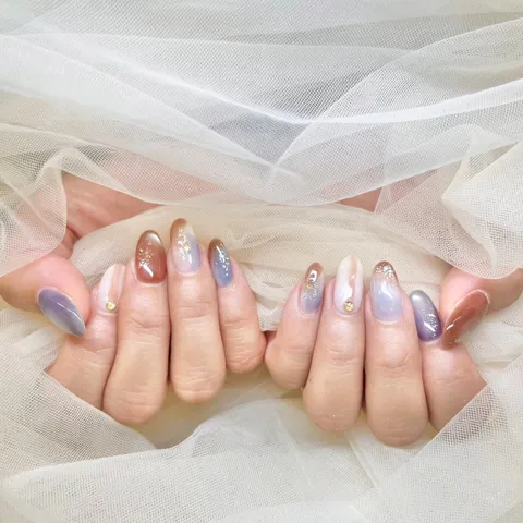 ニュアンスパープルのグラデーション｜グラデーション、ニュアンス、ミラー・クローム、ベージュ、ピンク、パープル、上品・大人、ブライダル