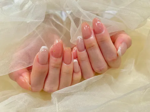 ピンクのグラデーション×ラメ｜グラデーション、ラメ・グリッター、ピンク、上品・大人、ブライダル