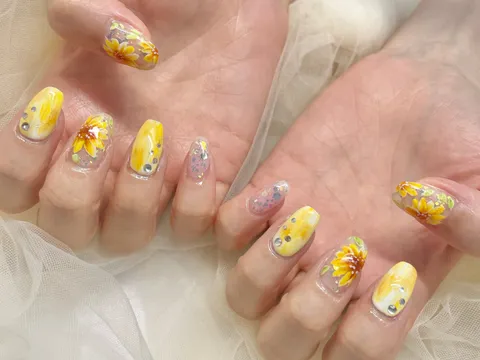 イエローのフラワーニュアンス｜フラワー、ニュアンス、イエロー、ベージュ、可愛い、上品・大人