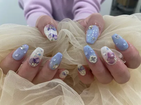 くすみパープルの押し花ドライフラワー｜押し花、ドット、ニュアンス、パープル、ホワイト、可愛い、上品・大人