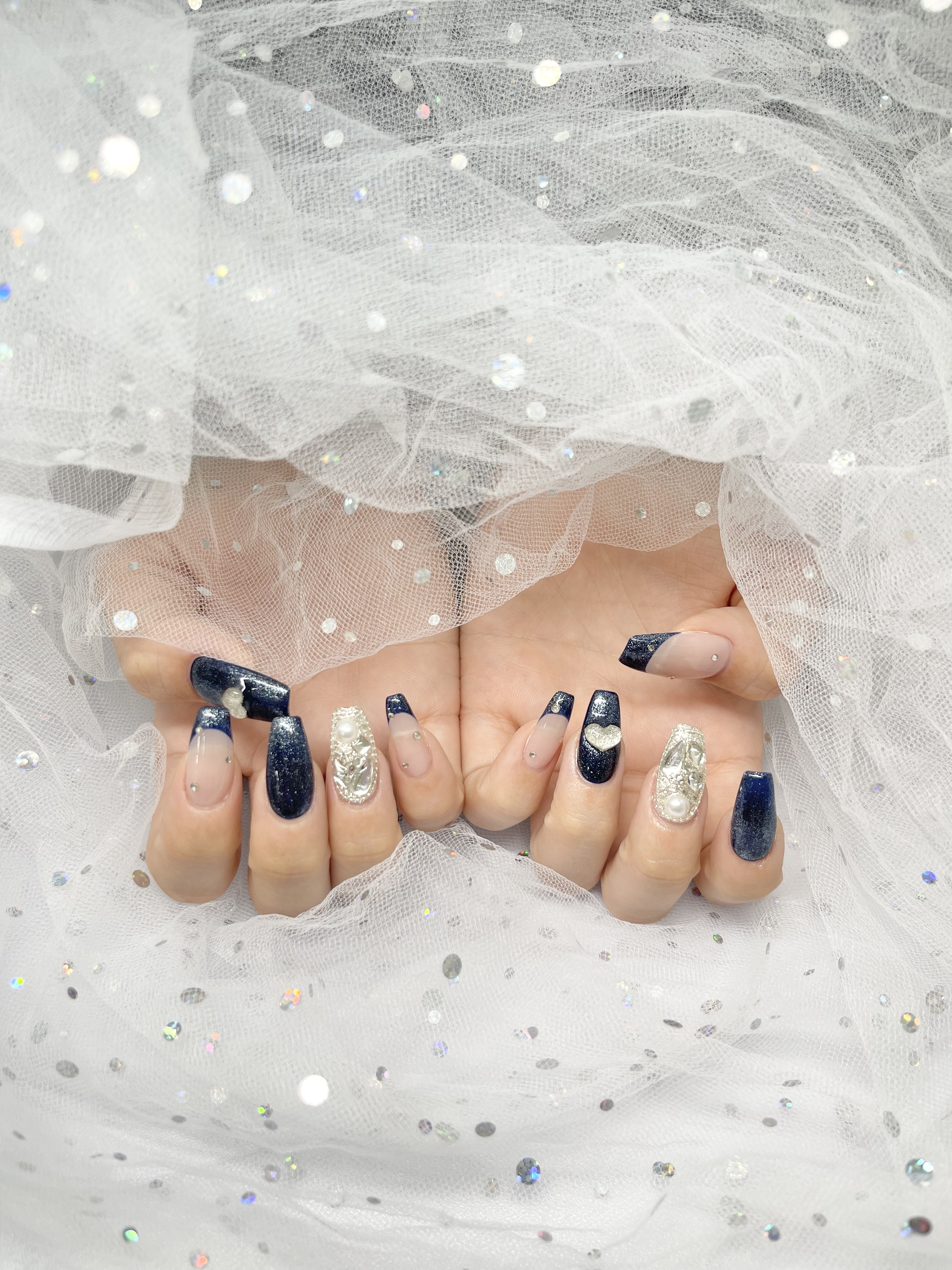 シアーカラーの選び方｜肌なじみを意識した色選びの秘訣のイメージ