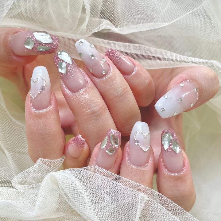 上級者向けマググラデーション＆チークネイルのコツのイメージ