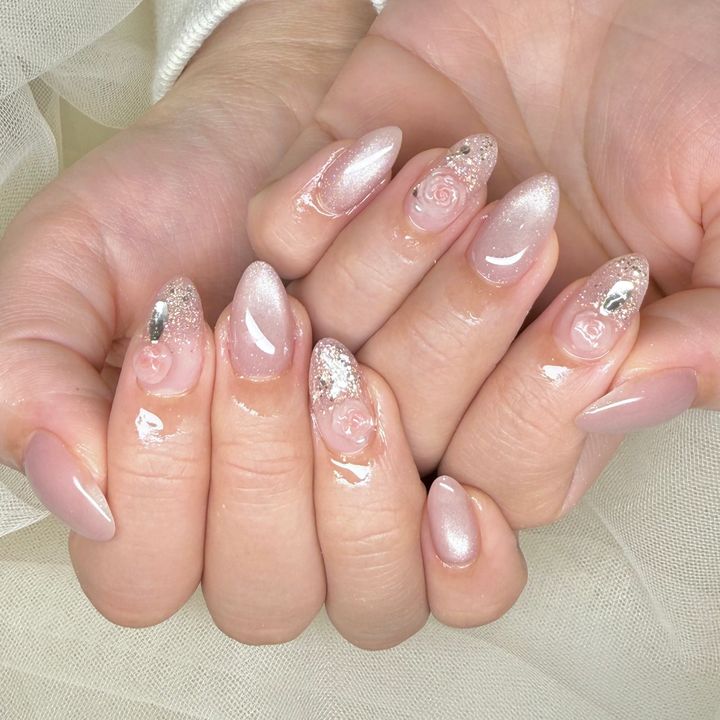 大人っぽい春ネイルデザイン5選のイメージ