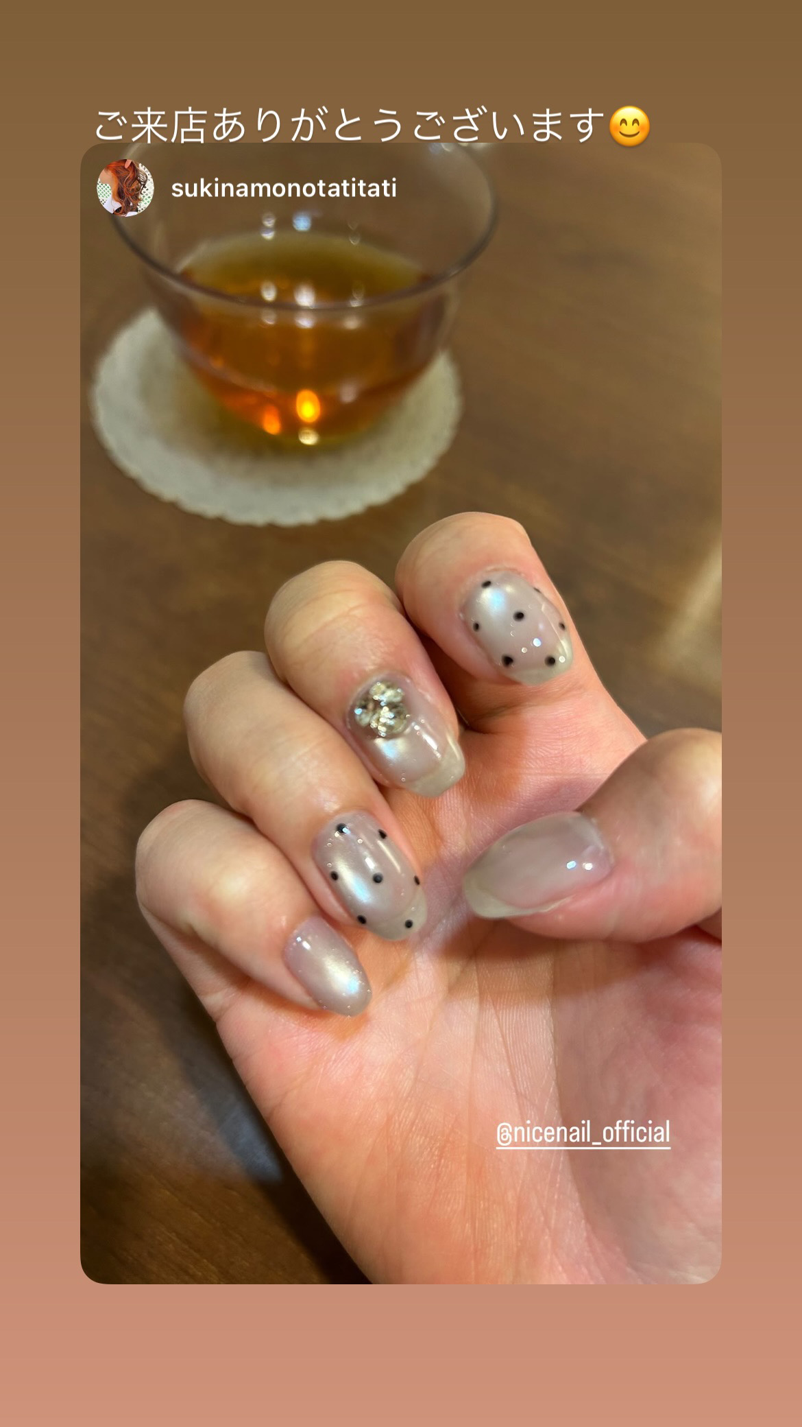 NICENAILのお客様施術 マグネットドットネイル