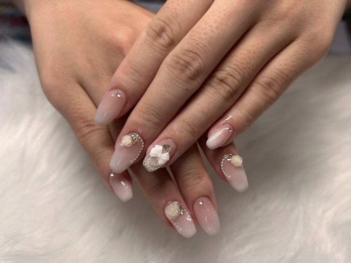 NICENAILのお客様施術 くすみピンクのワンカラー箔