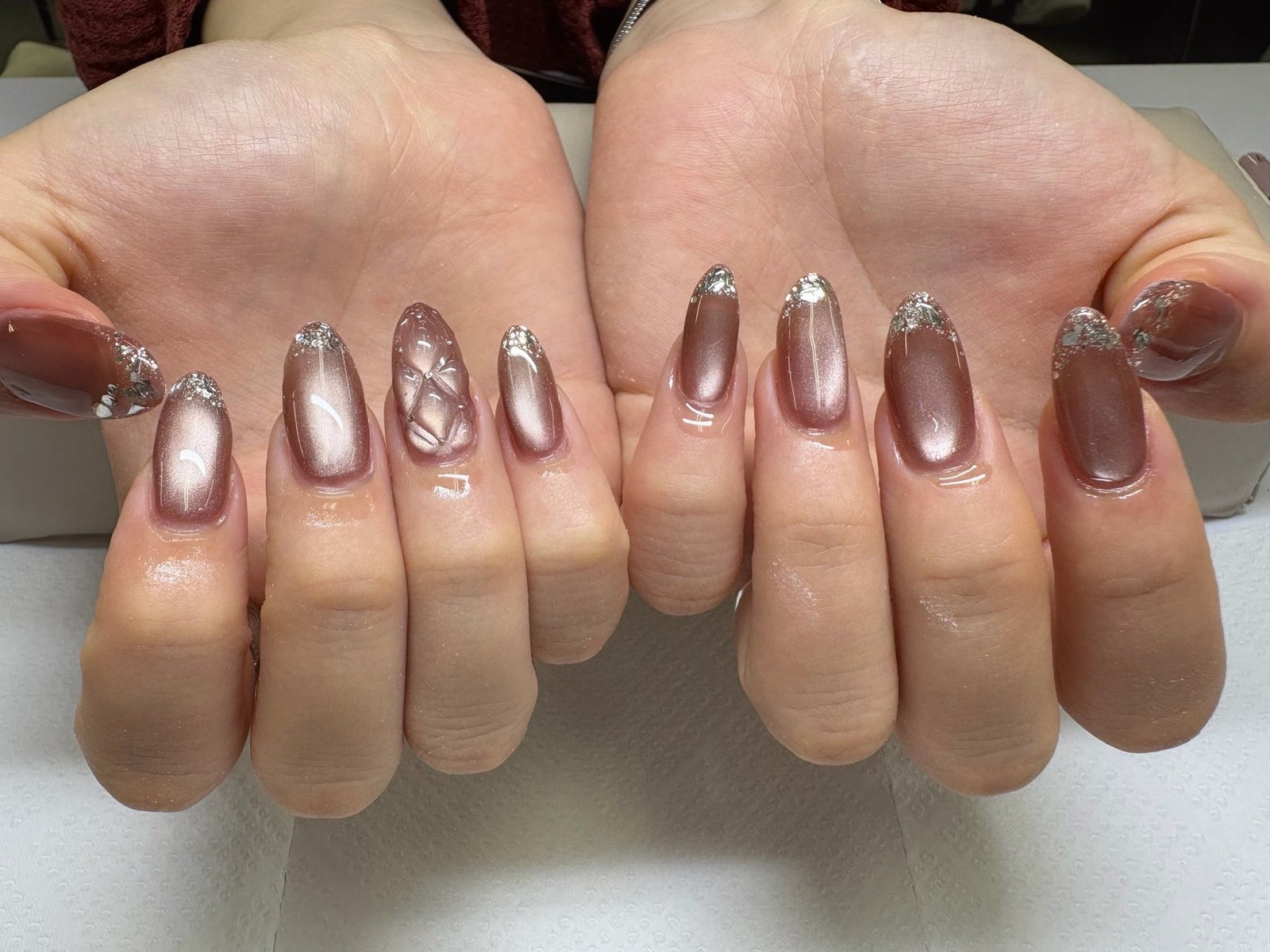 NICENAILのお客様施術 くすみピンクのミラーグラデーション
