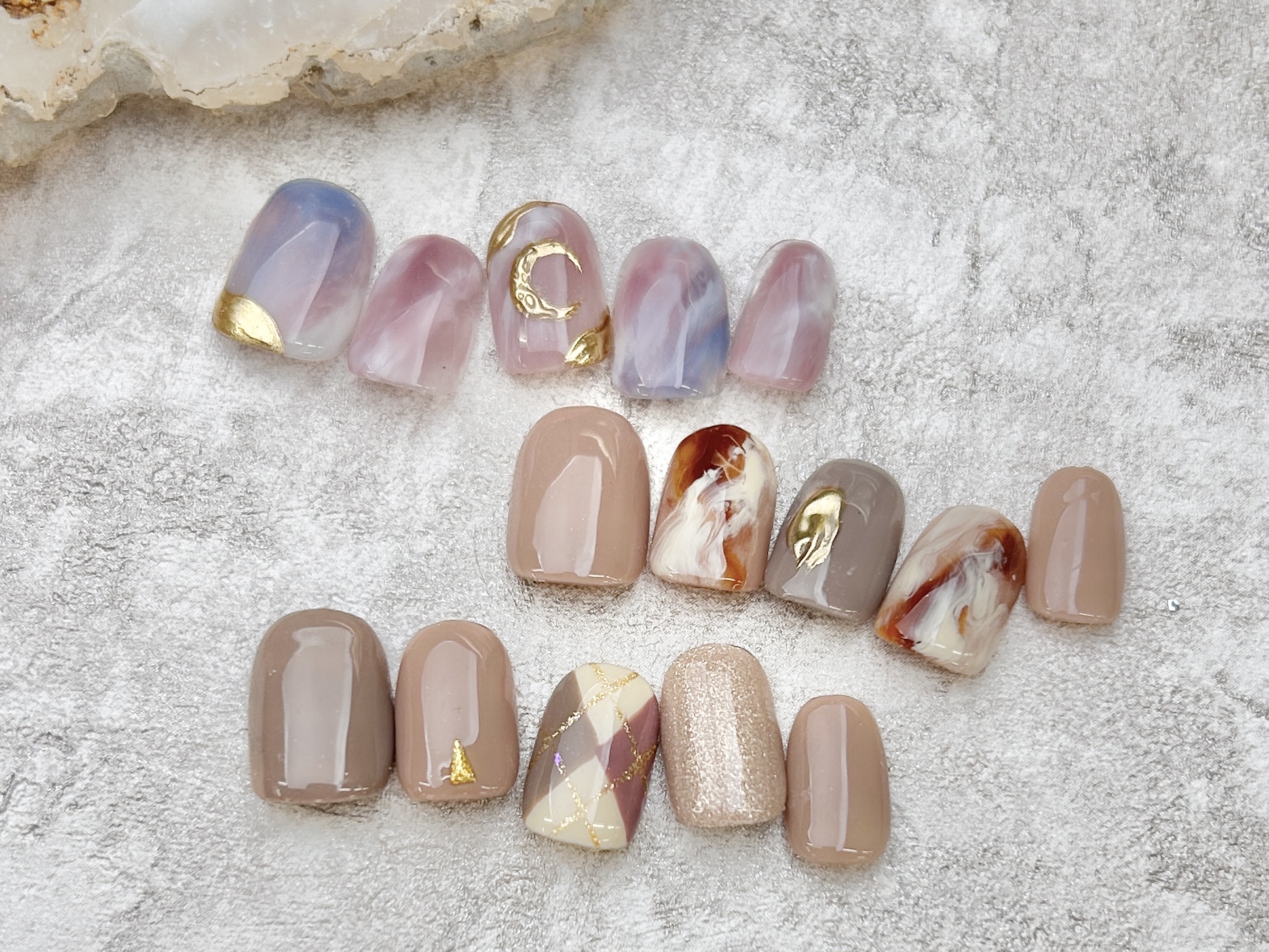 【オフ無料】月替わり60種類から選ぶトレンドネイル　通常4,990円→4,790円