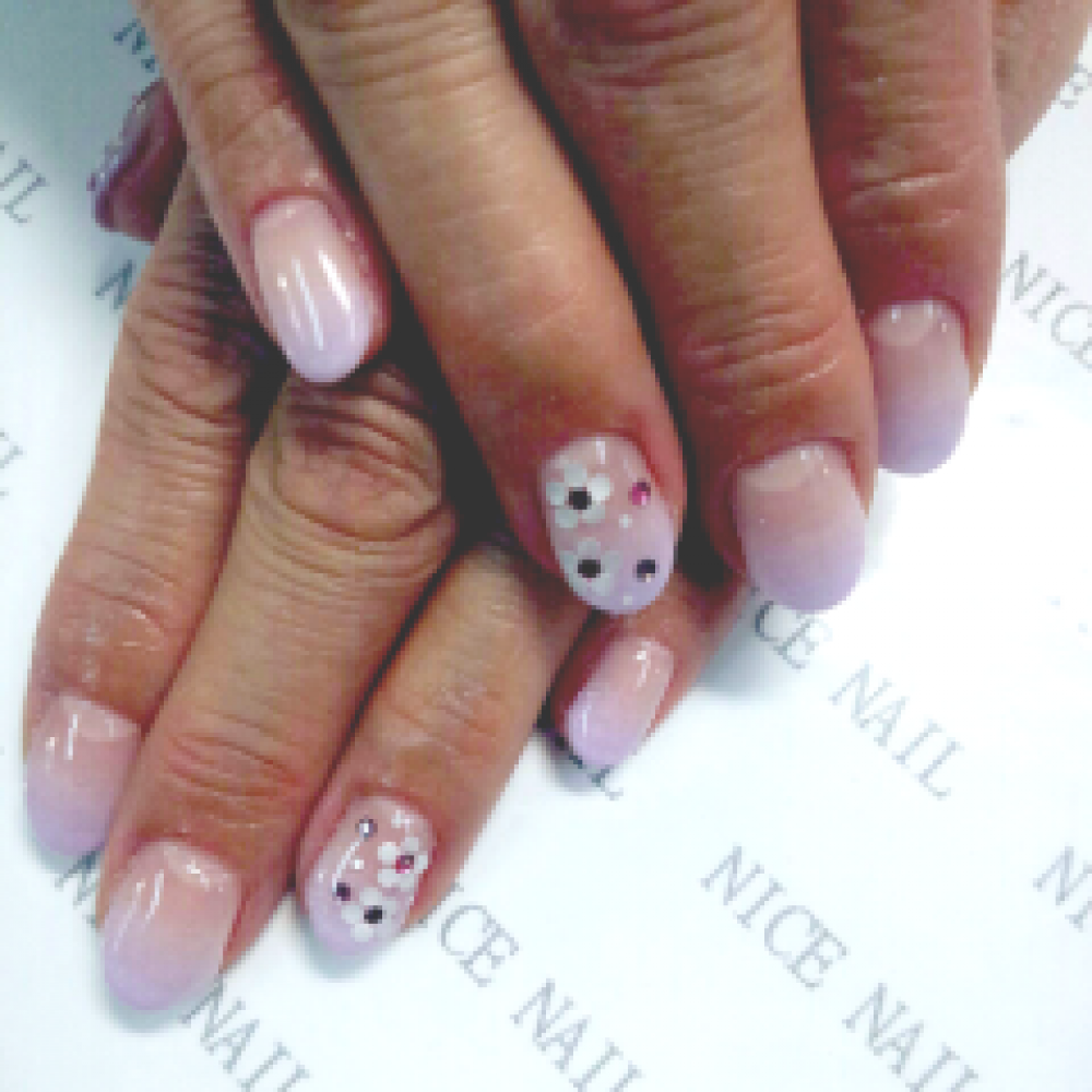 [ネイルカタログ] ネイルサロン ナイスネイルの人気ネイルデザインを更新しました！