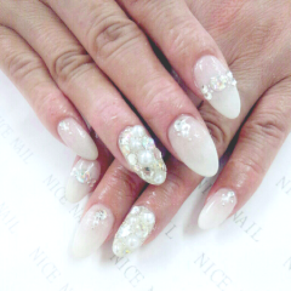 [ネイルカタログ] ネイルサロン ナイスネイルの人気ネイルデザインを更新しました！