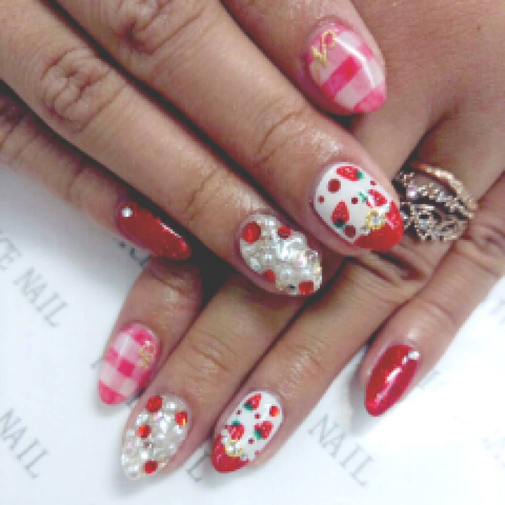 [ネイルカタログ] ネイルサロン ナイスネイルの人気ネイルデザインを更新しました！