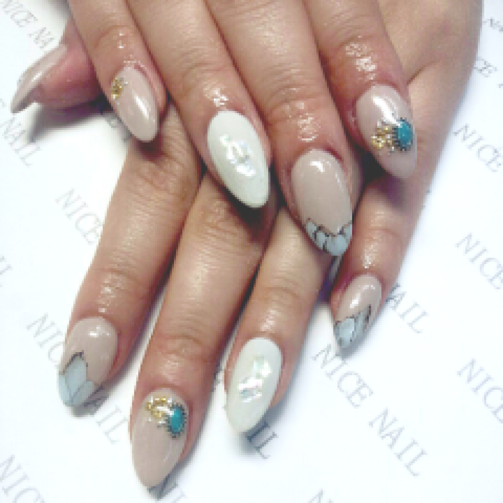 [ネイルカタログ] ネイルサロン ナイスネイルの人気ネイルデザインを更新しました！