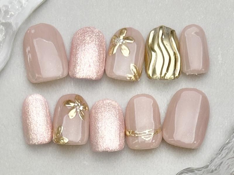 ミラー×お花ネイル